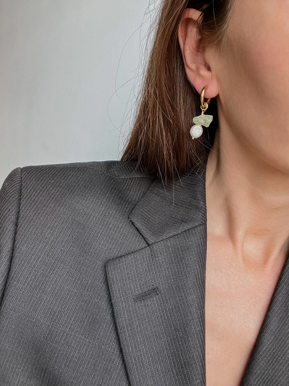 Gold plated hoop earrings with prehnite and pearl