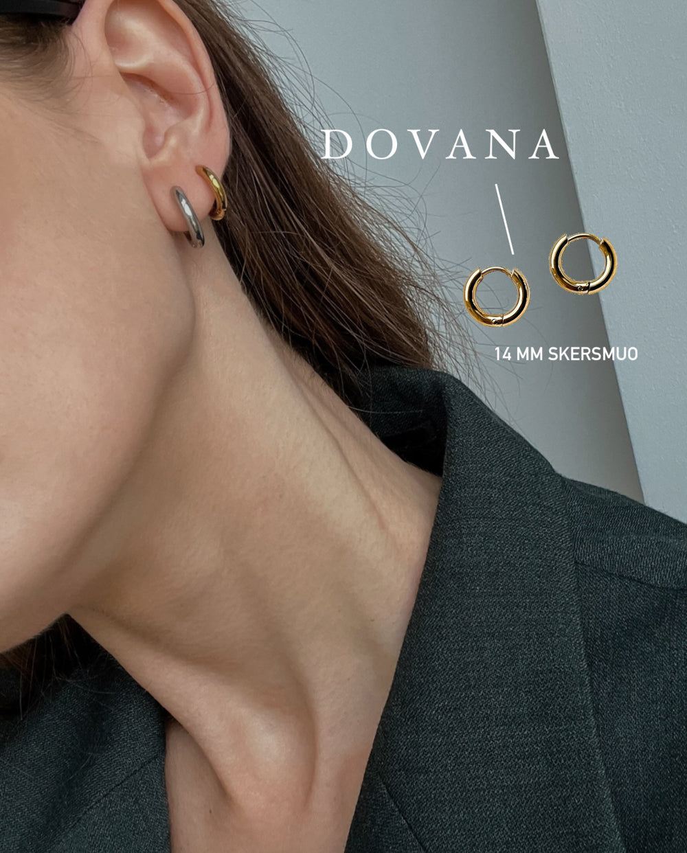 GIFT / mini gold plated hoop earrings