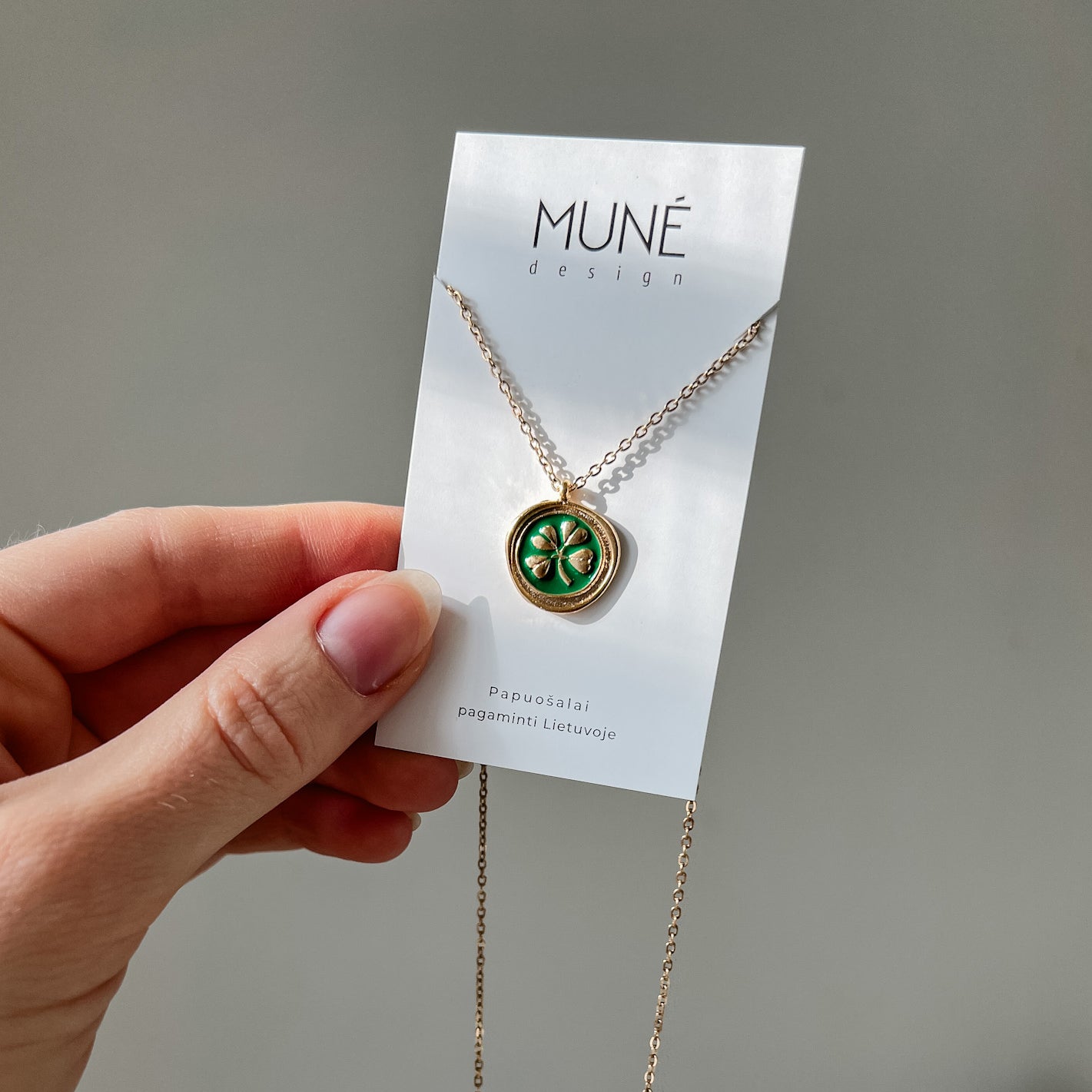 Chain necklaces with four-leaf clover_Green