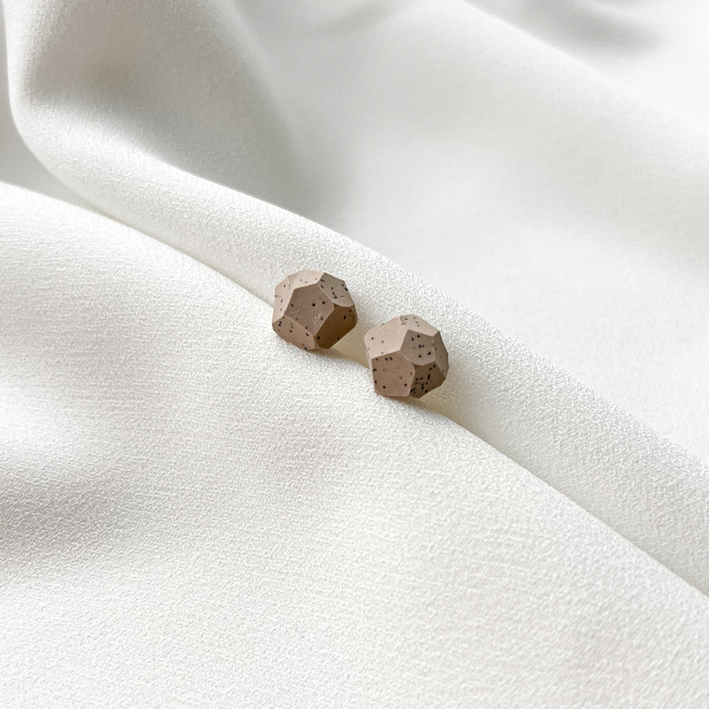 Earrings - K