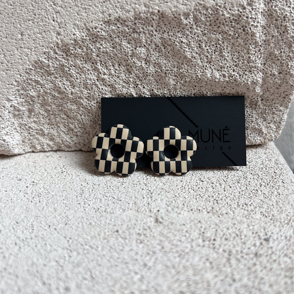 Stud earrings - Flowers -