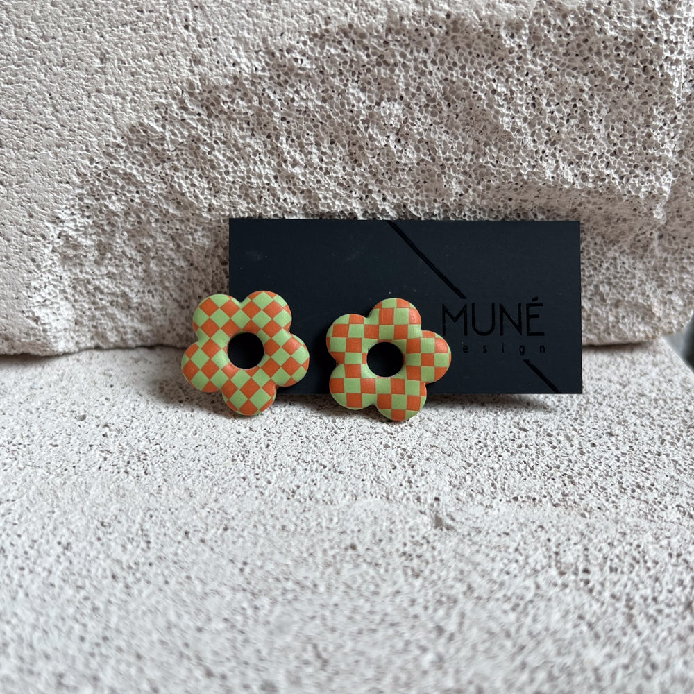 Stud earrings - Flowers -