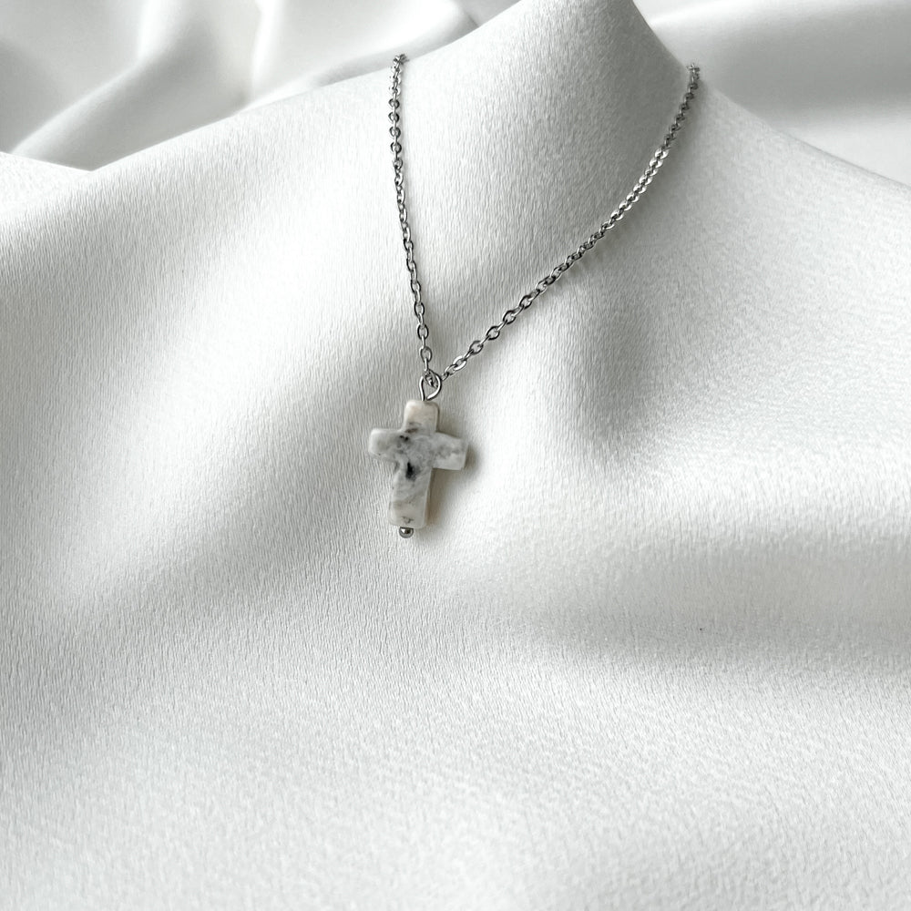 Agate cross chain necklace