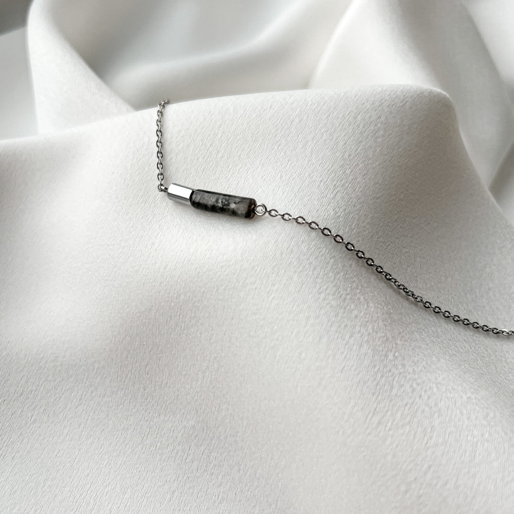 Lavrikite chain necklace