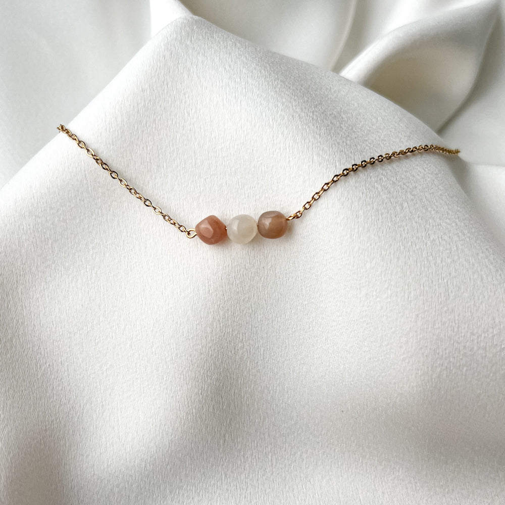 Moon stone chain necklace