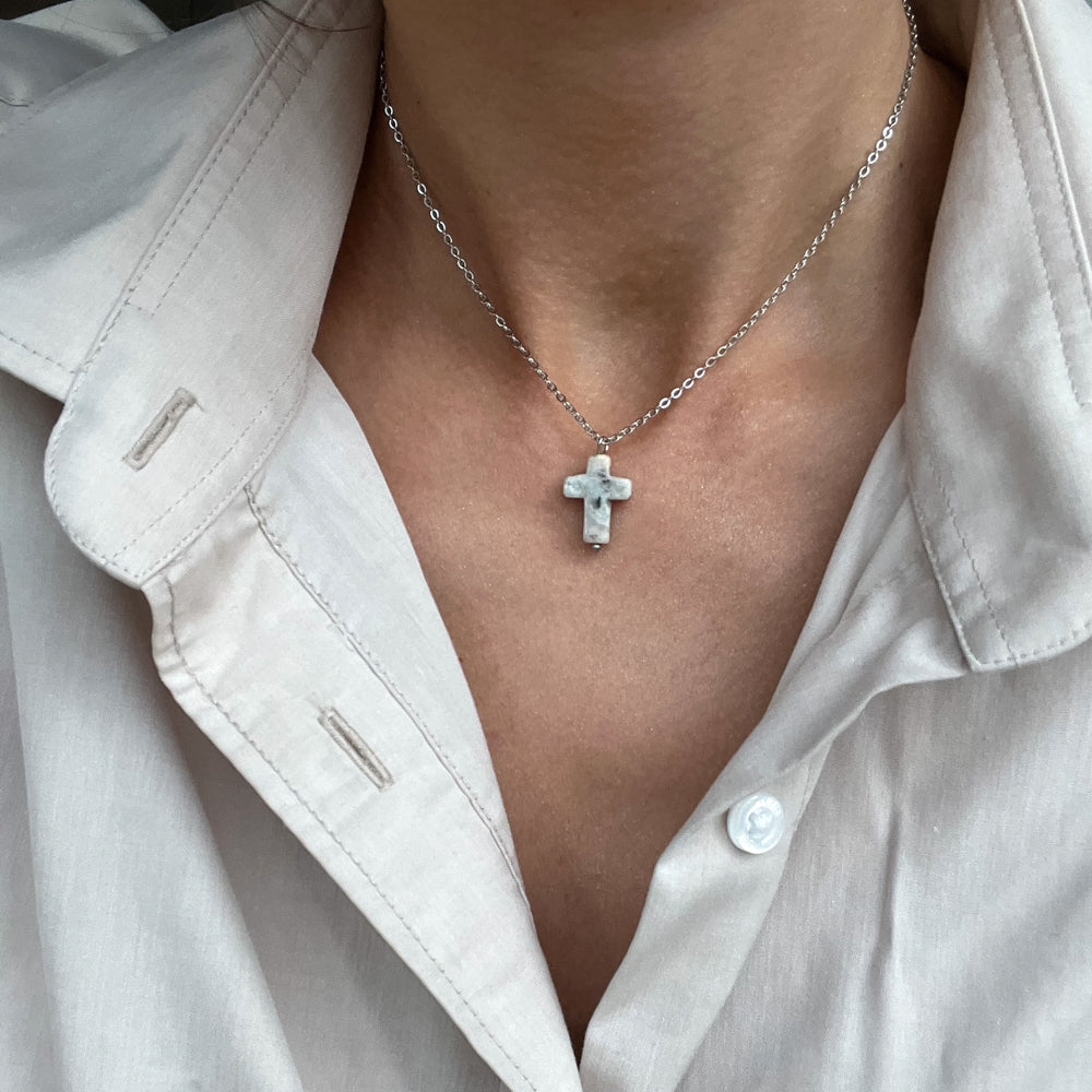 Agate cross chain necklace