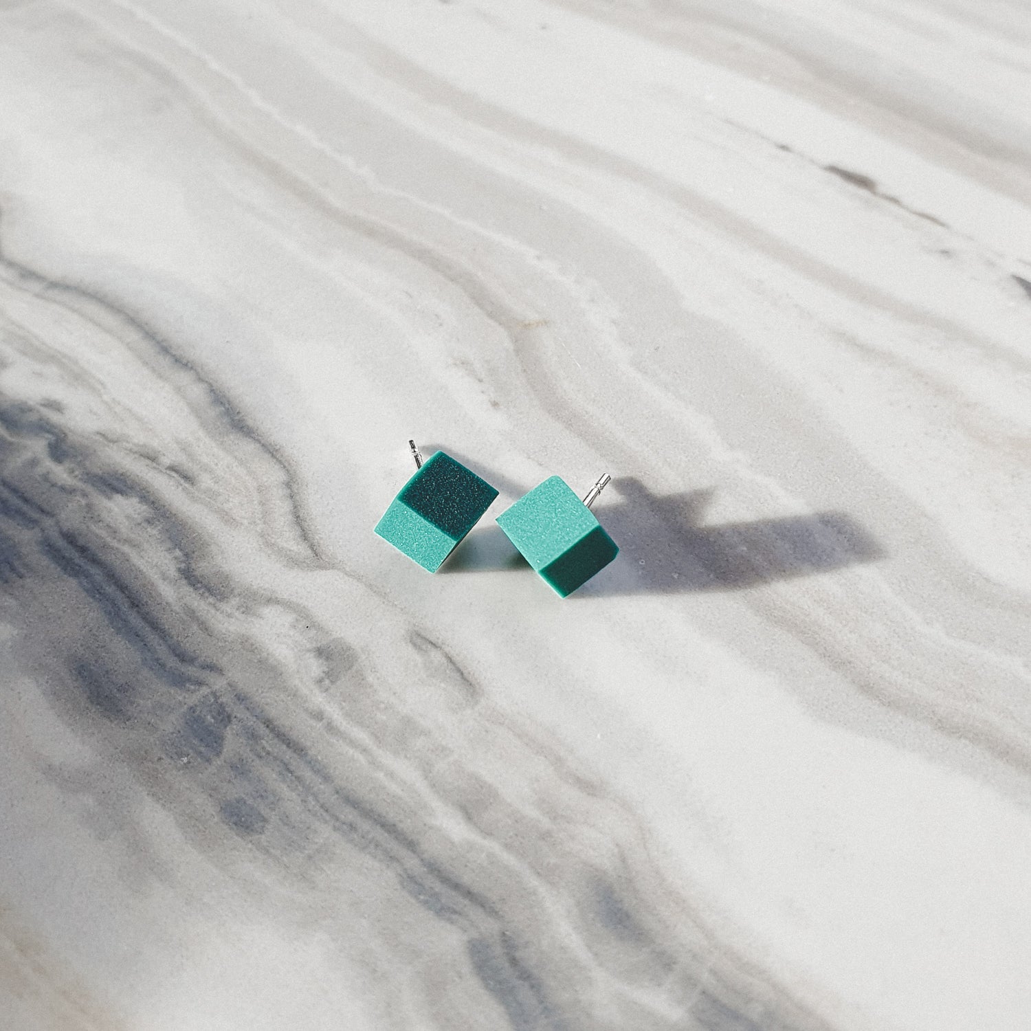 Geometric earrings - KUB_black