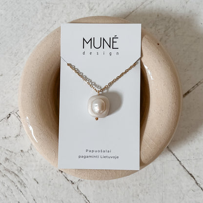 River pearl chain necklace | Light