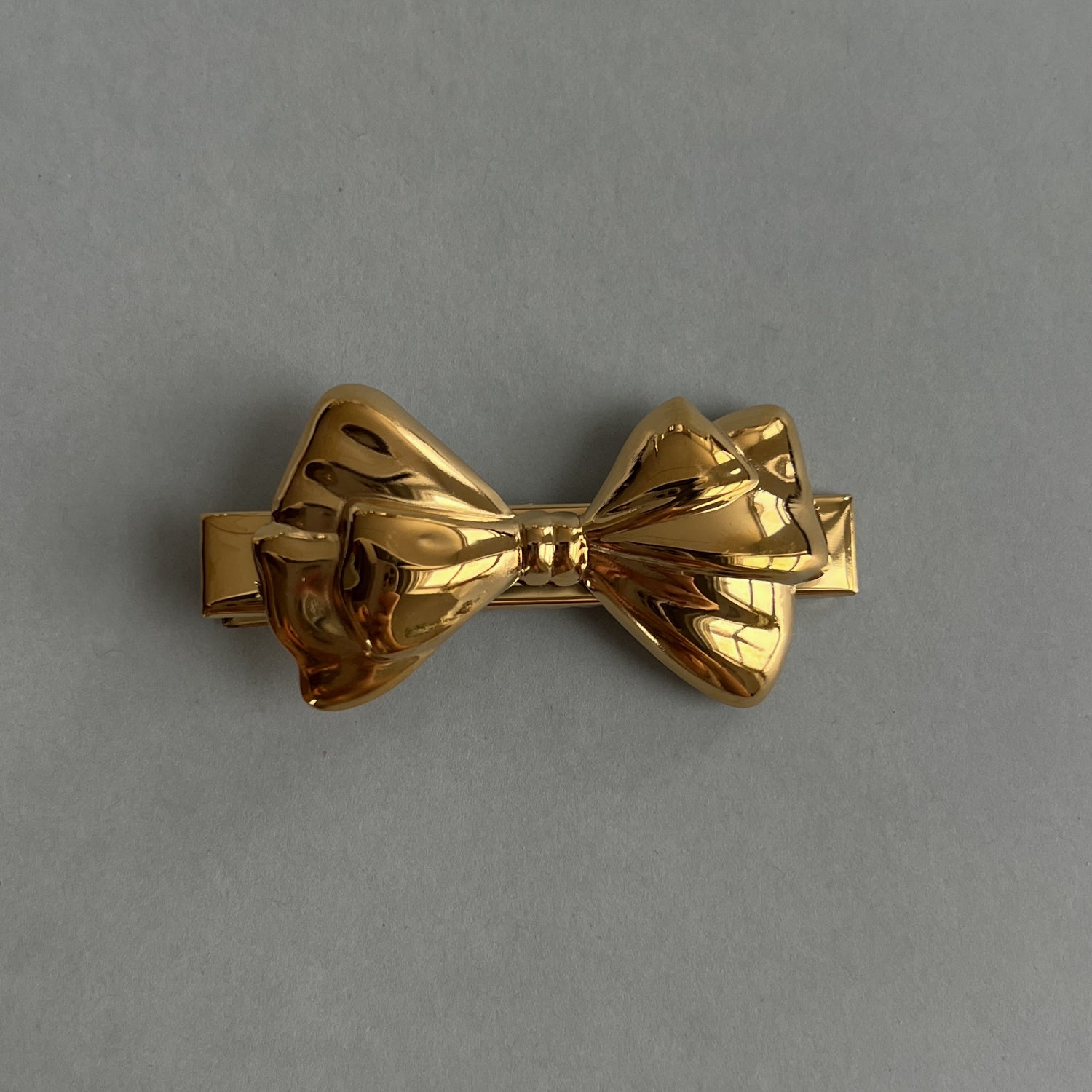 Gold colour hair clip_ribbon