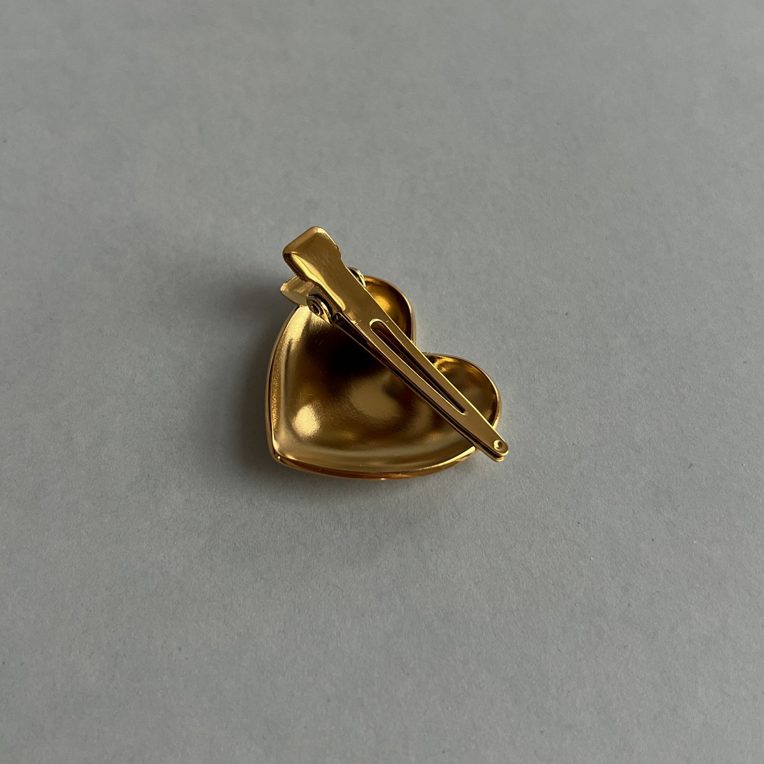 Gold colour hair clip_heart