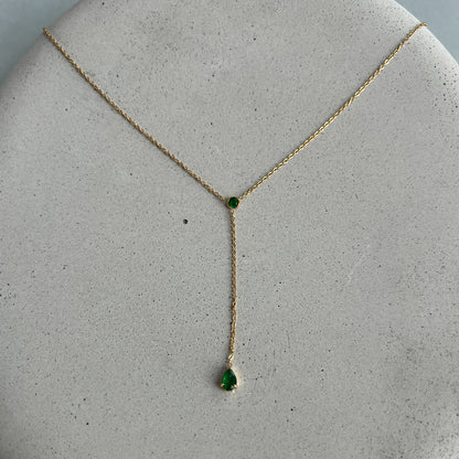 Minimalistic chain necklace with green zircons