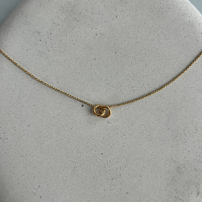 Minimalistic chain necklace