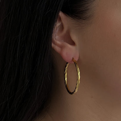 Gold colour hoops (40mm)