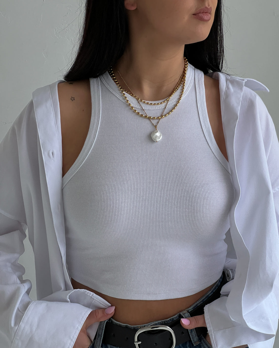 Sea shell pearl chain necklace