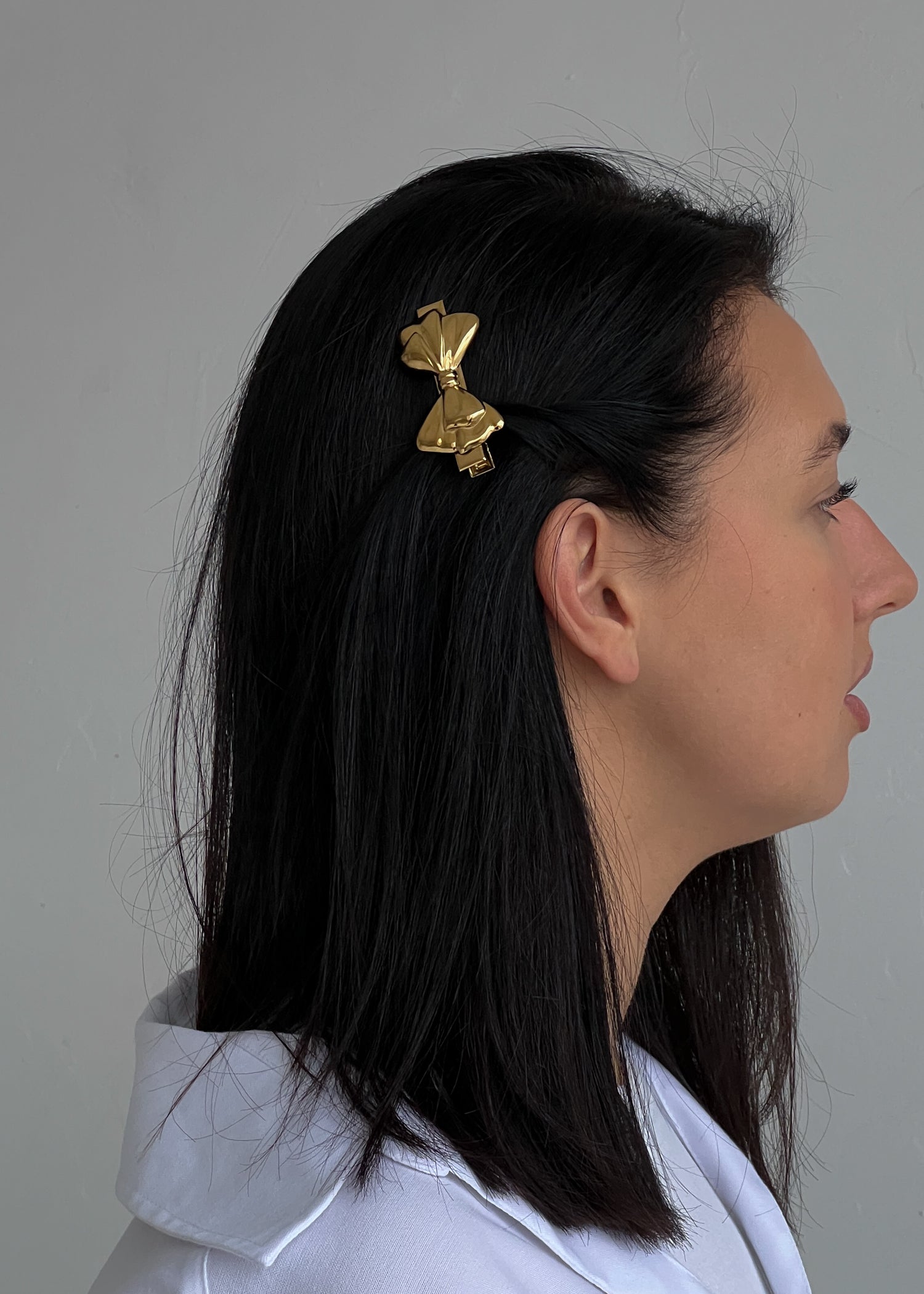 Gold colour hair clip_ribbon