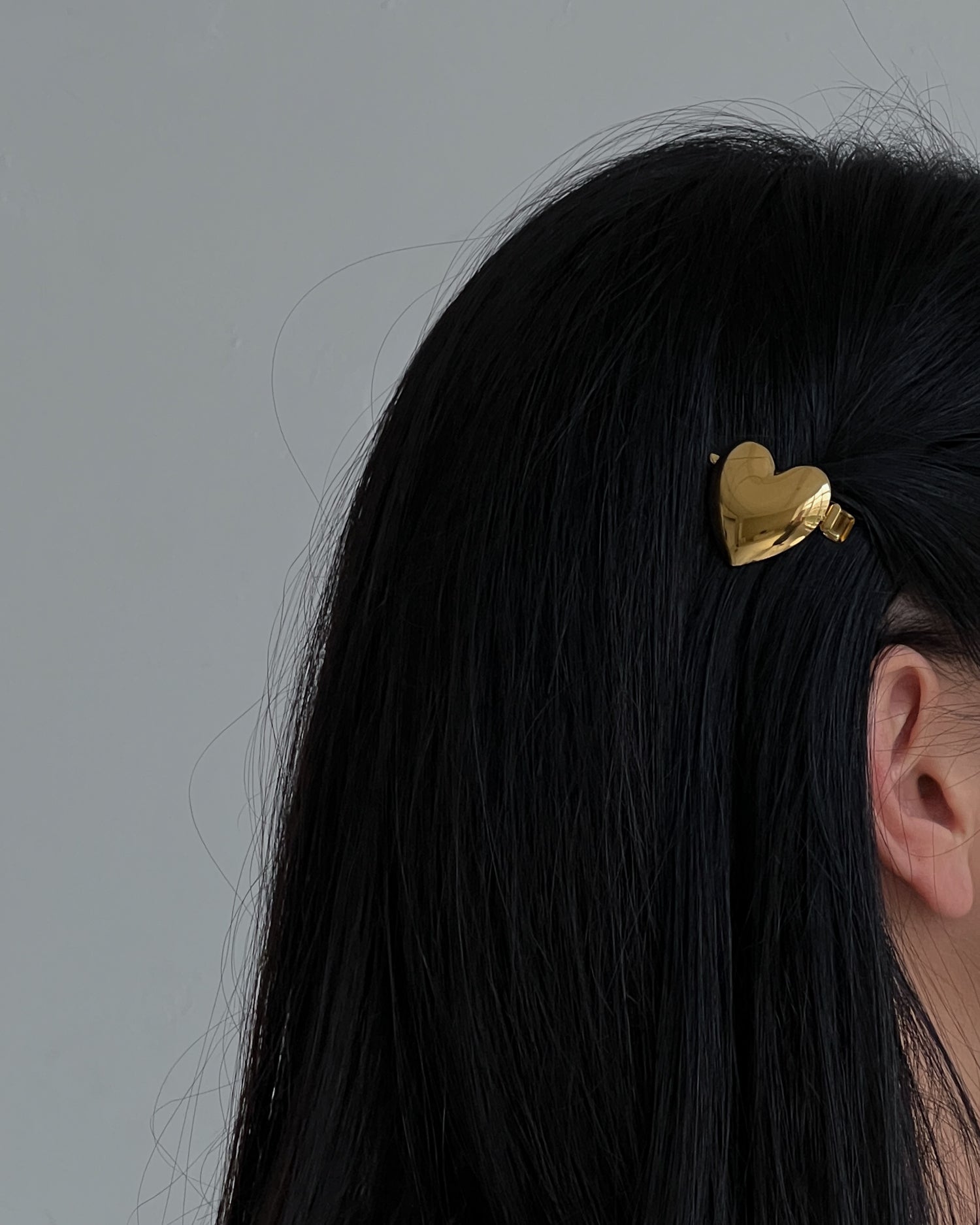 Gold colour hair clip_heart