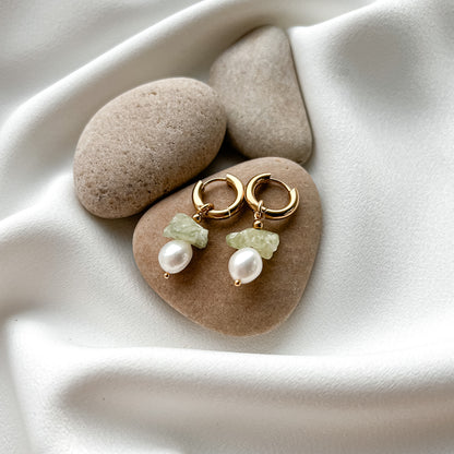 Gold plated hoop earrings with prehnite and pearl
