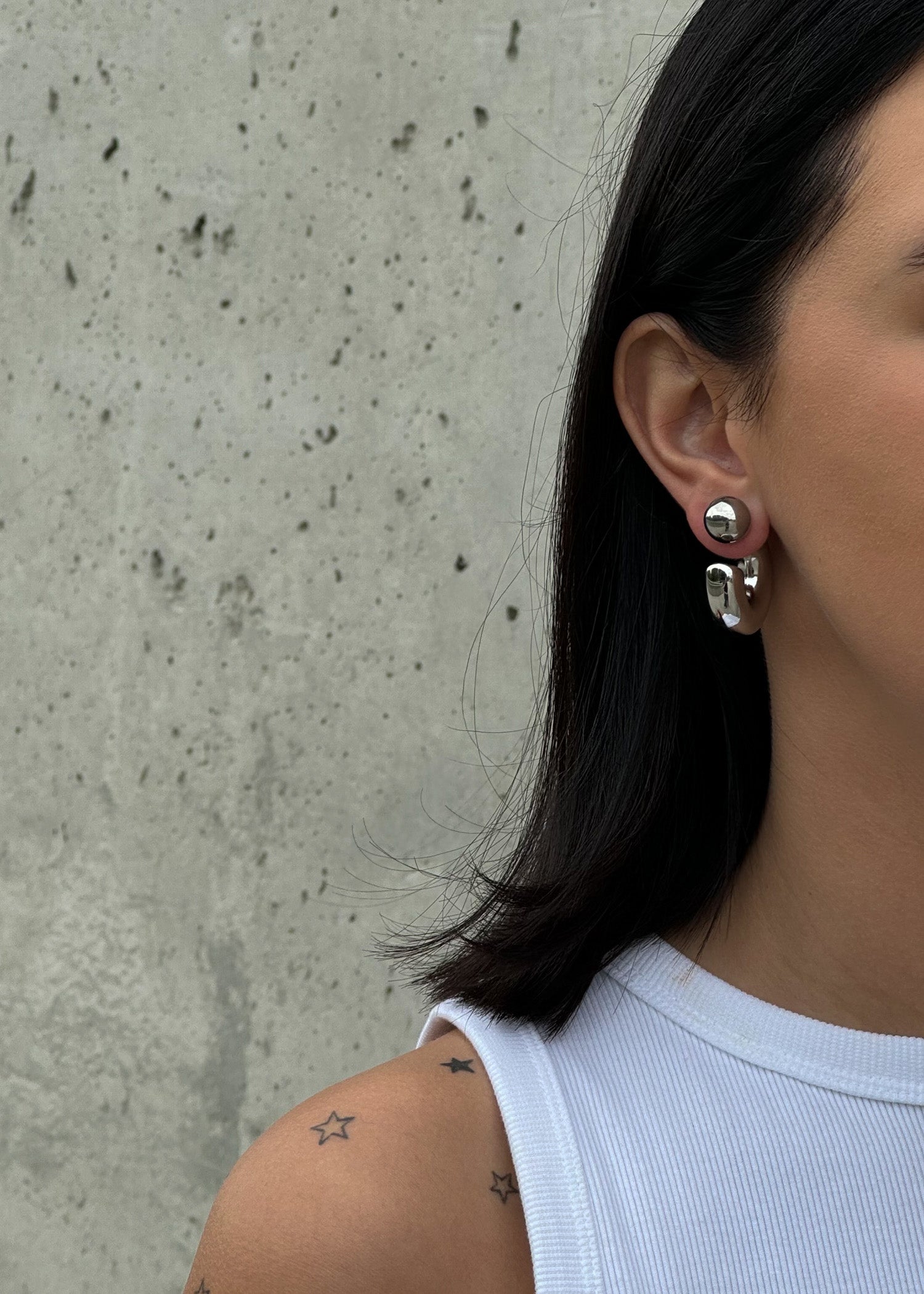 Oversized double-sided hollow earrings