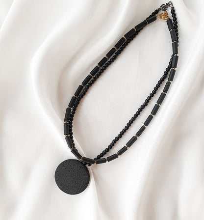 Necklace set - Black moon