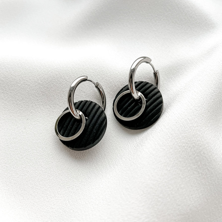 Stainless steel Hoop earrings_Black